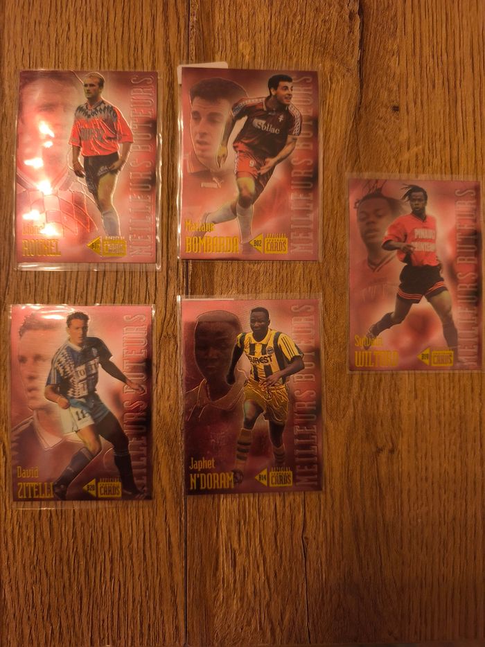 Vends cartes panini vintage 1997