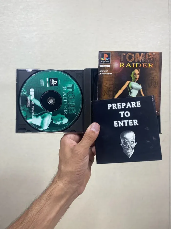 🎮 PlayStation 1 – Tomb Raider (version PAL FR)  Complet avec notice & flyer collector - photo numéro 7