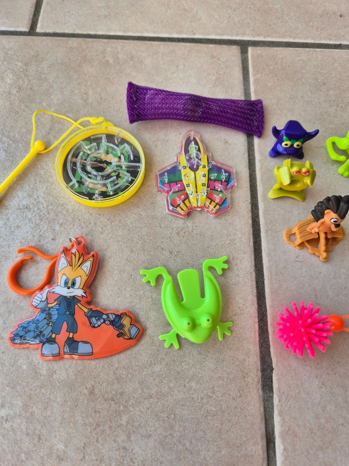 Lot jouets enfant - photo numéro 2