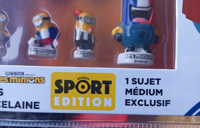 Coffret de fèves les minions jamais ouvert - photo numéro 3