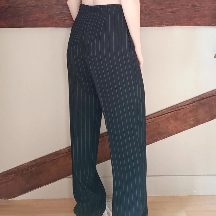 Ensemble tailleur blazer pantalon bleu marine rayures blanches - photo numéro 7