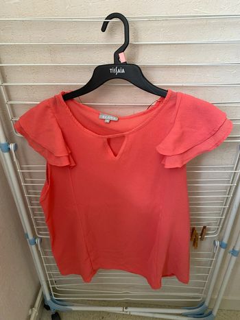 TEE shirt
