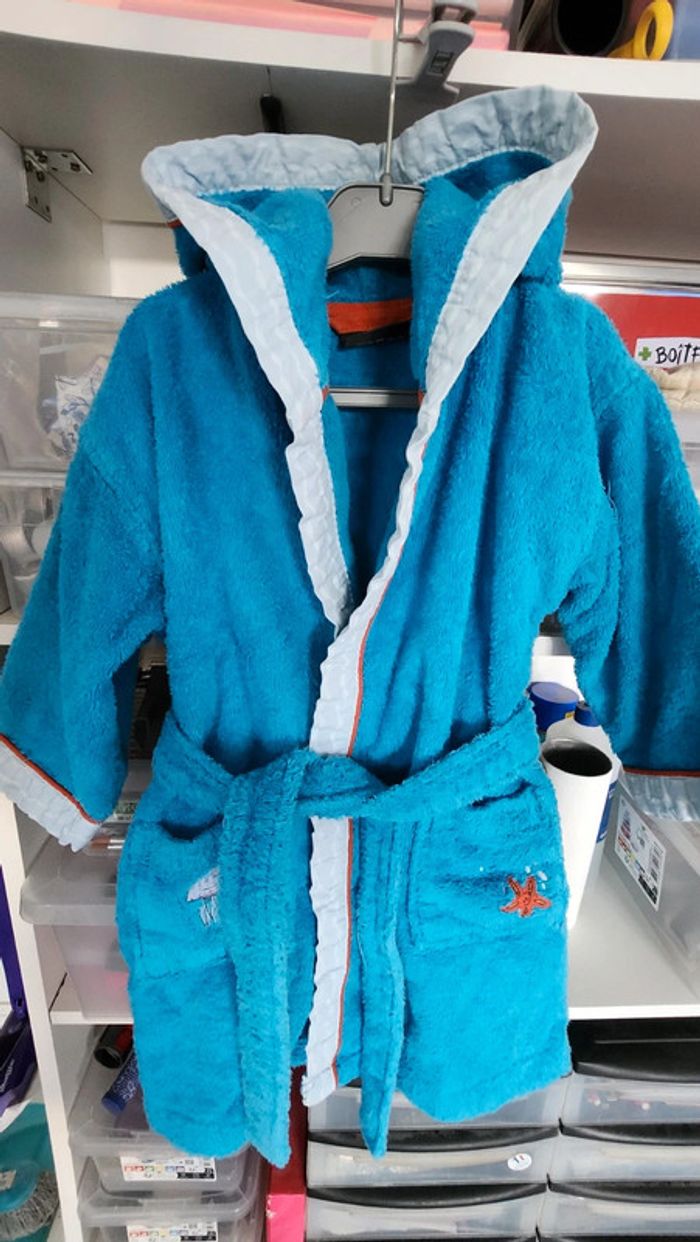 Peignoir de bain à capuche carré blanc 4 ans