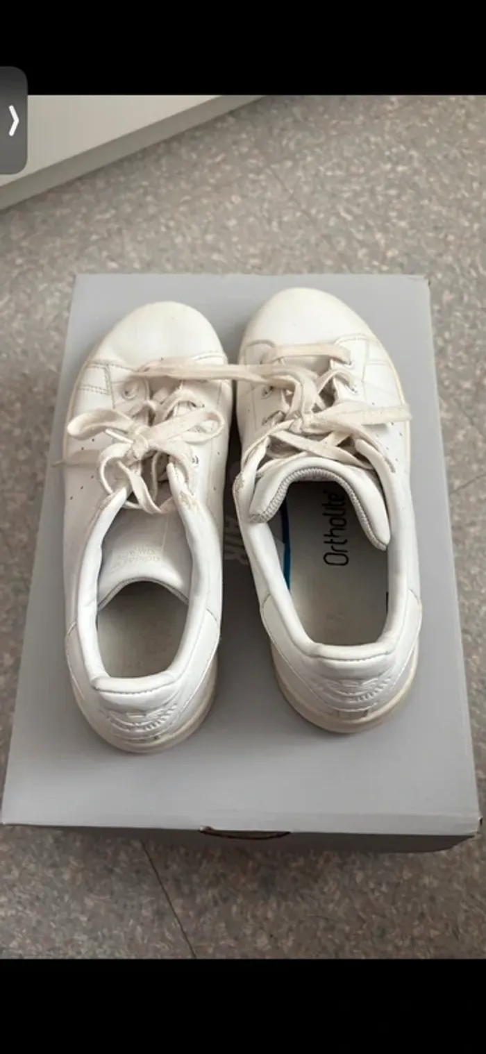 Baskets basses Adidas Stan smith blanches taille 33 - photo numéro 6