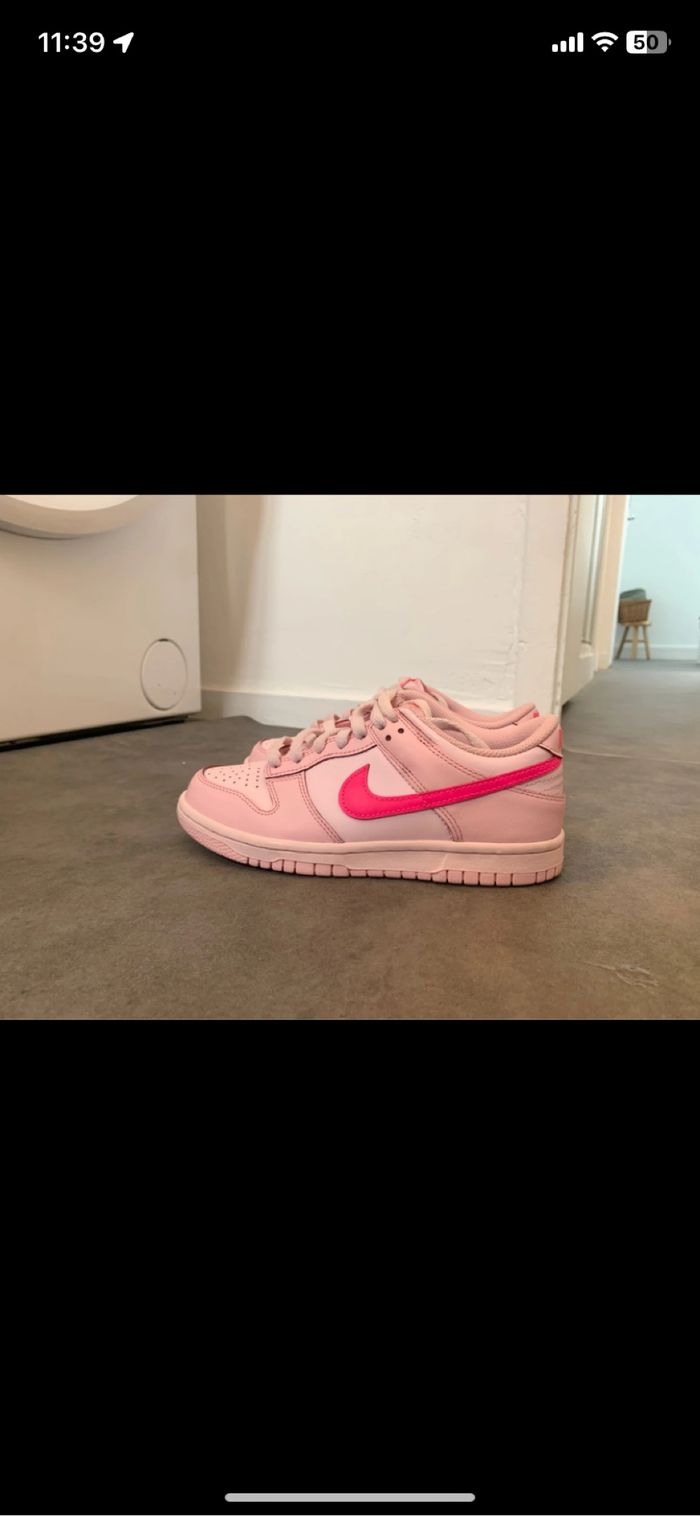 Nike Dunk Low rose