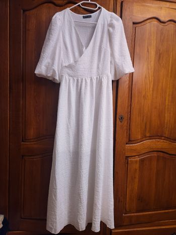 Robe longue blanche neuve