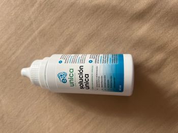 Solution d’entretien pour lentilles de contact