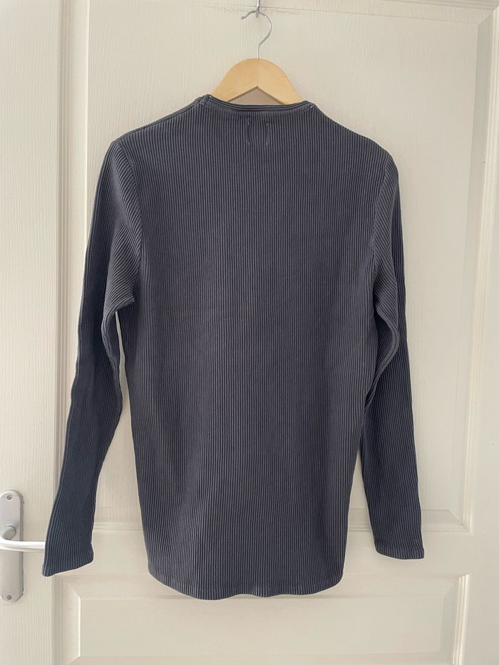 Tricot gris - photo numéro 2