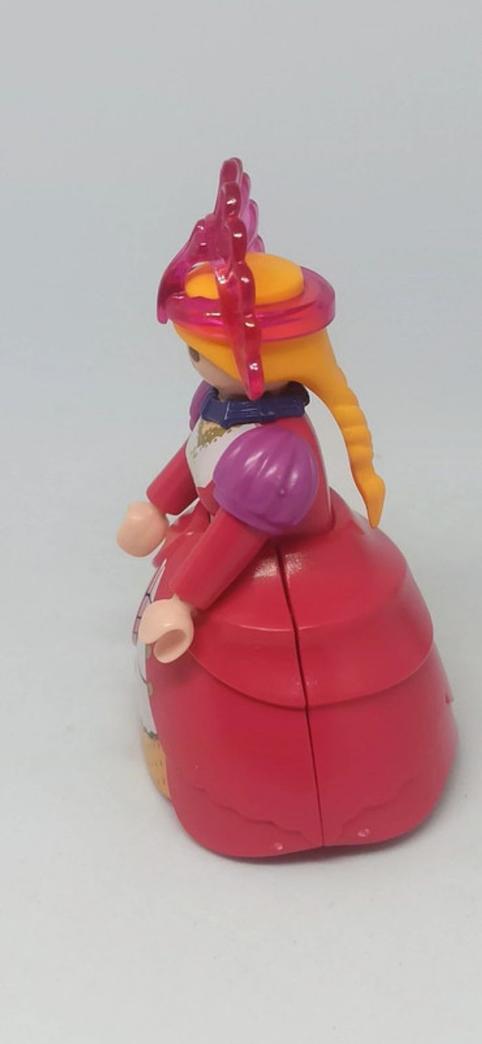 Femme princesse blonde avec collier bleu playmobil - photo numéro 5