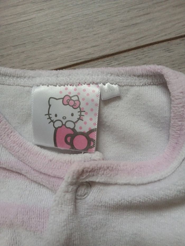Pyjama velour ~ Hello Kitty ~ 6mois - photo numéro 3