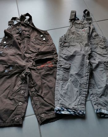 2 salopettes taille 18 mois