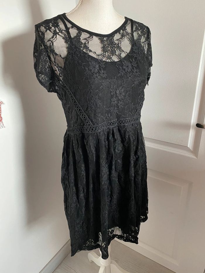 Robe à dentelle