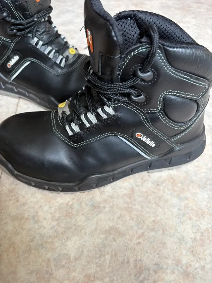 Chaussure de sécurité jallatte 37 - photo numéro 2