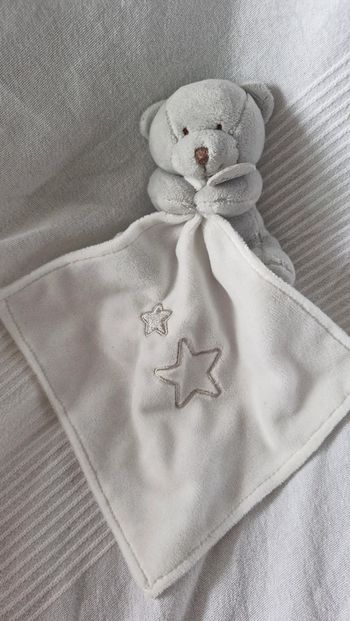 Doudou mouchoir  ourson gris Babynat