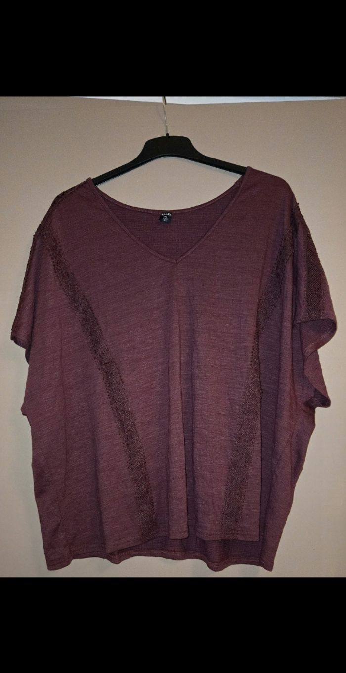 T-shirt bordeaux - photo numéro 2