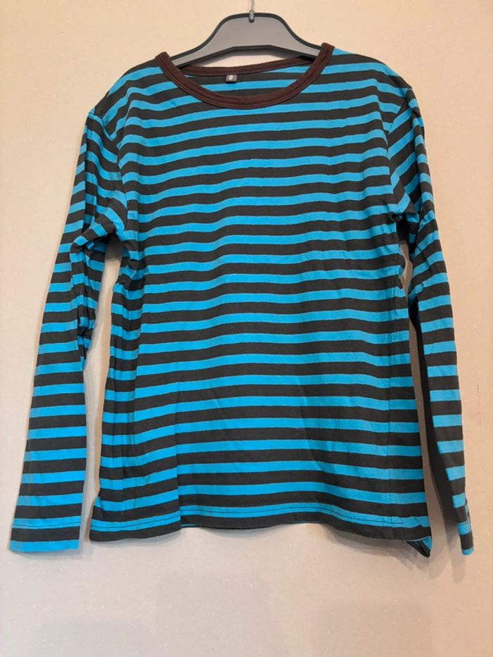 🌷T-shirt manche longue rayures 8 ans 🌷