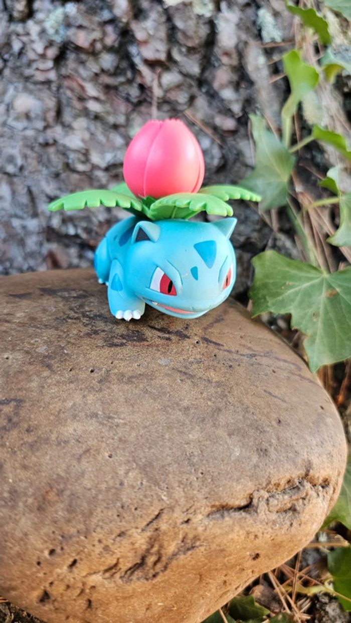 Super figurine Pokemon Nintendo herbizare