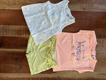 Débardeurs et short bébé fille 12 mois  
