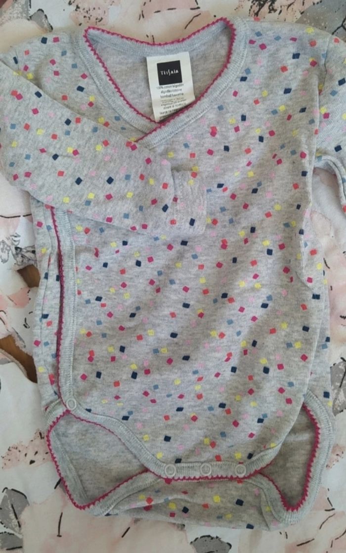 Lot Vêtements Garçon 1 mois - photo numéro 6