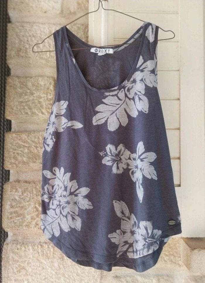 débardeur t M Roxy 2,50 euros