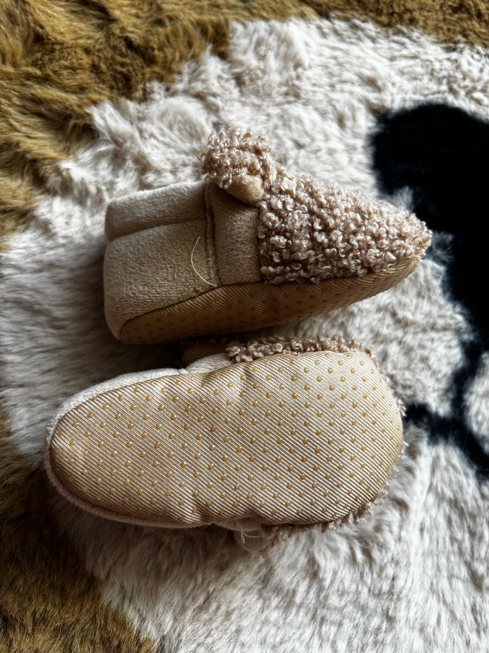 Chaussons ours t.3-6m - photo numéro 2