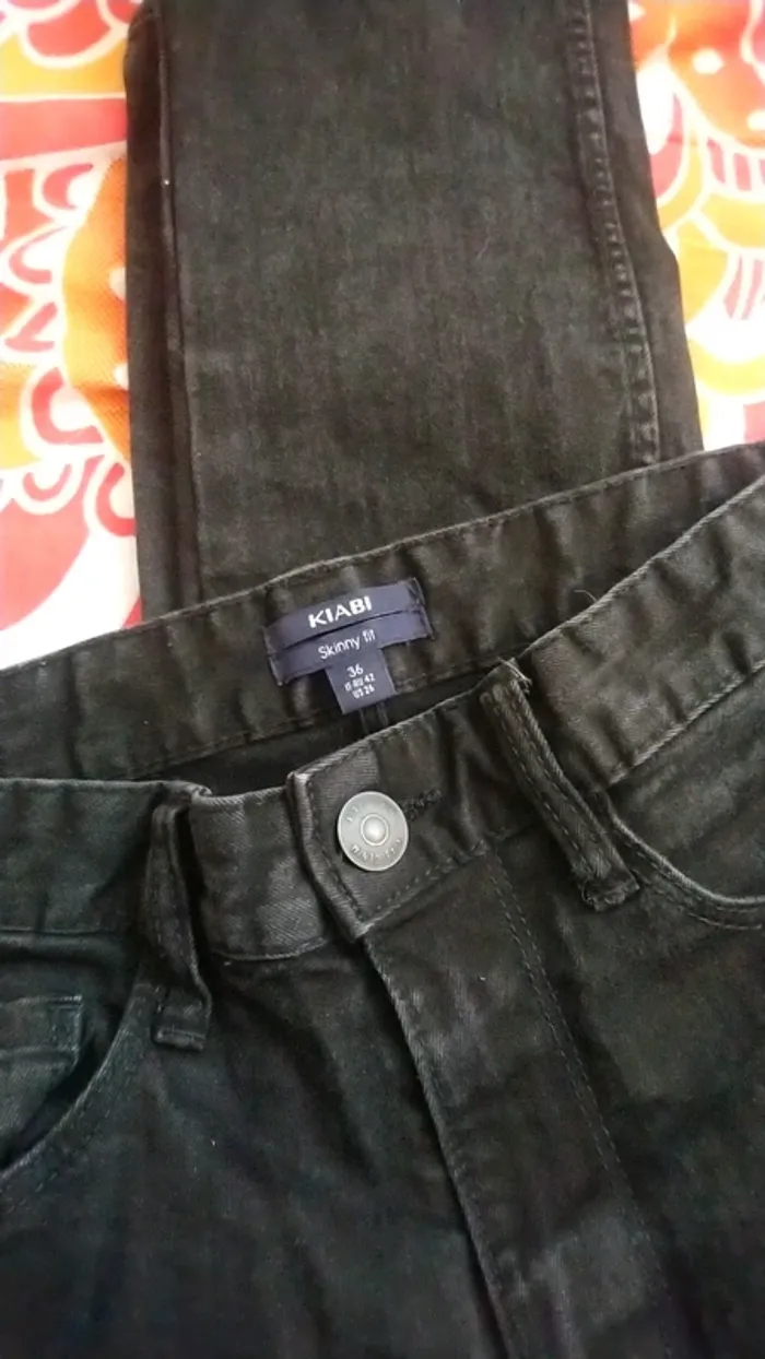 Jean noir skinny fit, Kiabi taille 36 - photo numéro 2