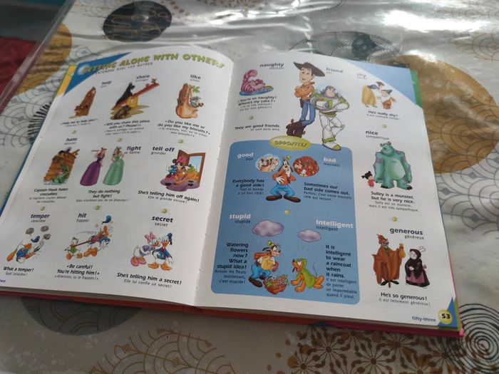 Album avec cd Magic english disney's - photo numéro 5