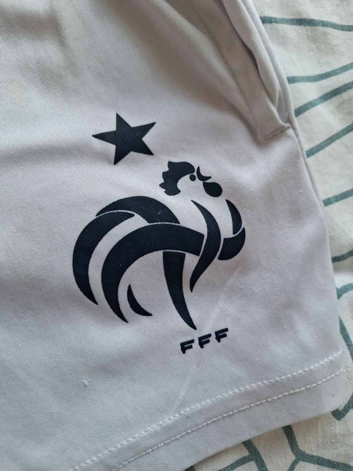 Short euro 2016 taille 4 ans - photo numéro 2