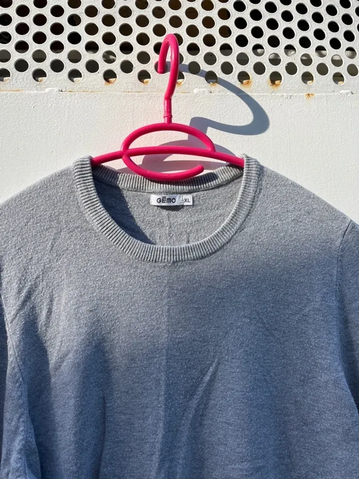 Pull léger gris - photo numéro 2