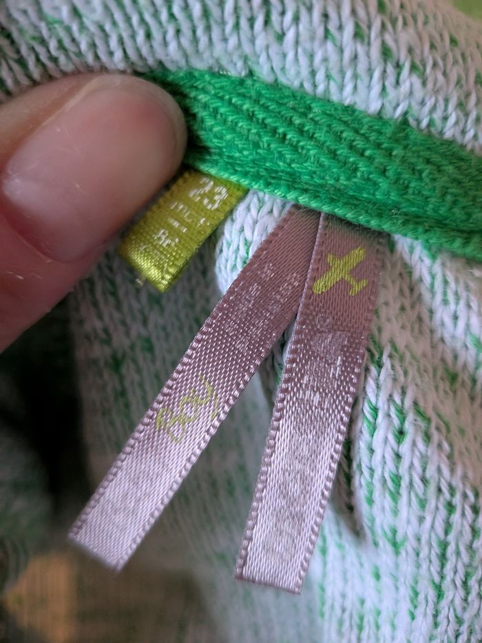 Veste verte 23mois - photo numéro 2
