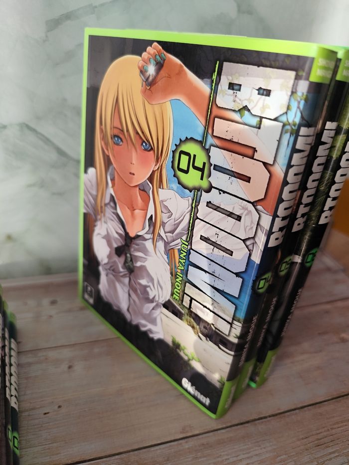 lot manga btoom - photo numéro 5
