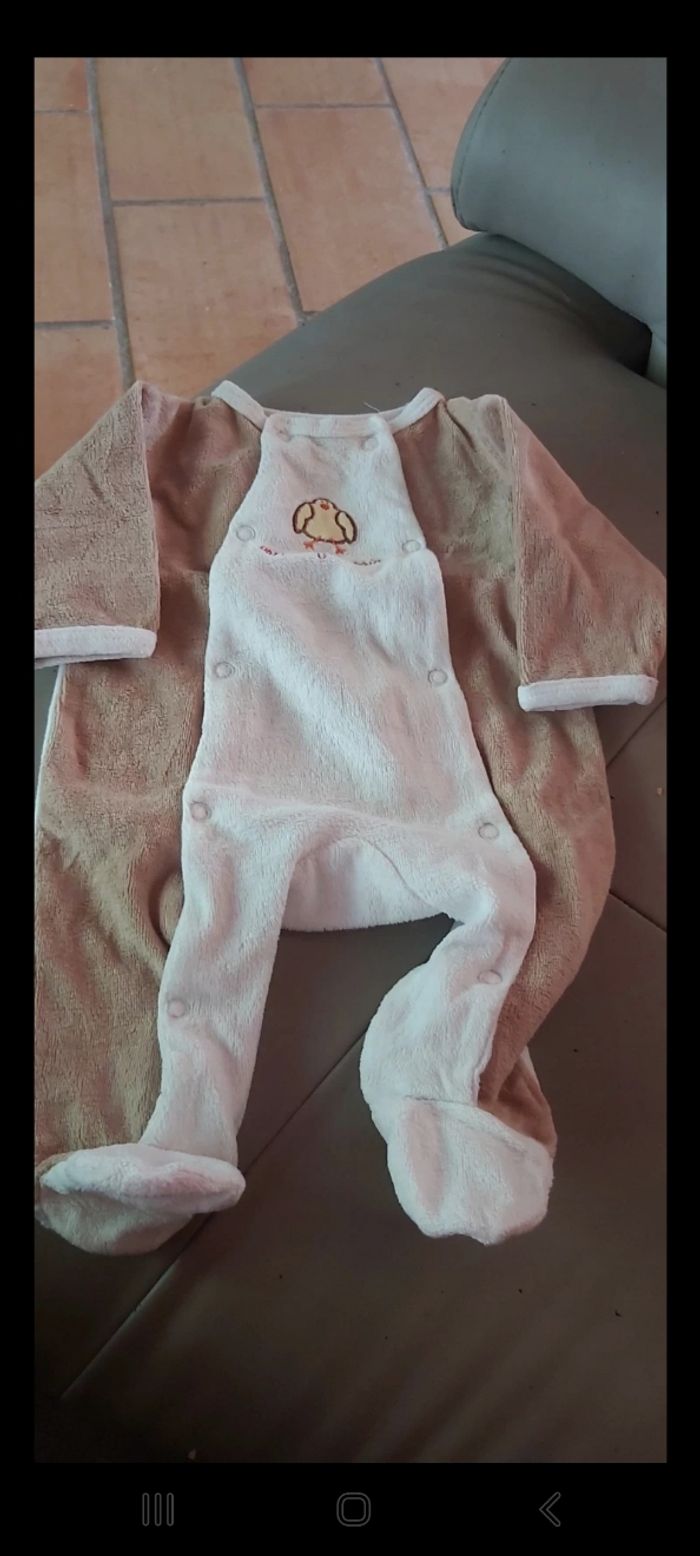 Pyjama 1 mois - photo numéro 2