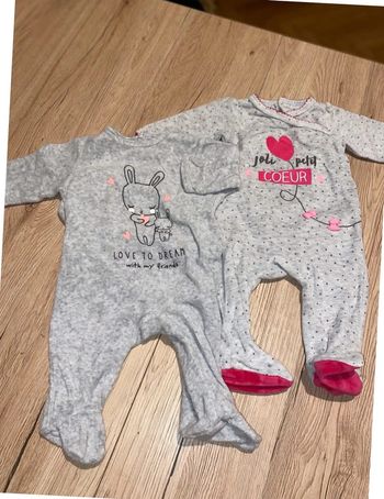 Lot de 2 pyjamas t3 mois Kiabi