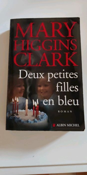 Deux petites filles en bleu M.H Clark