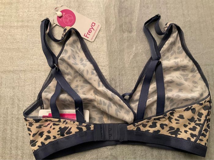 Brassière beige et bleu Freya neuf - photo numéro 4