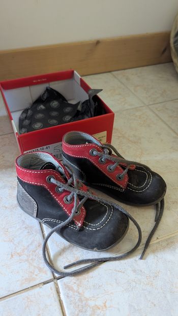 Kickers 25