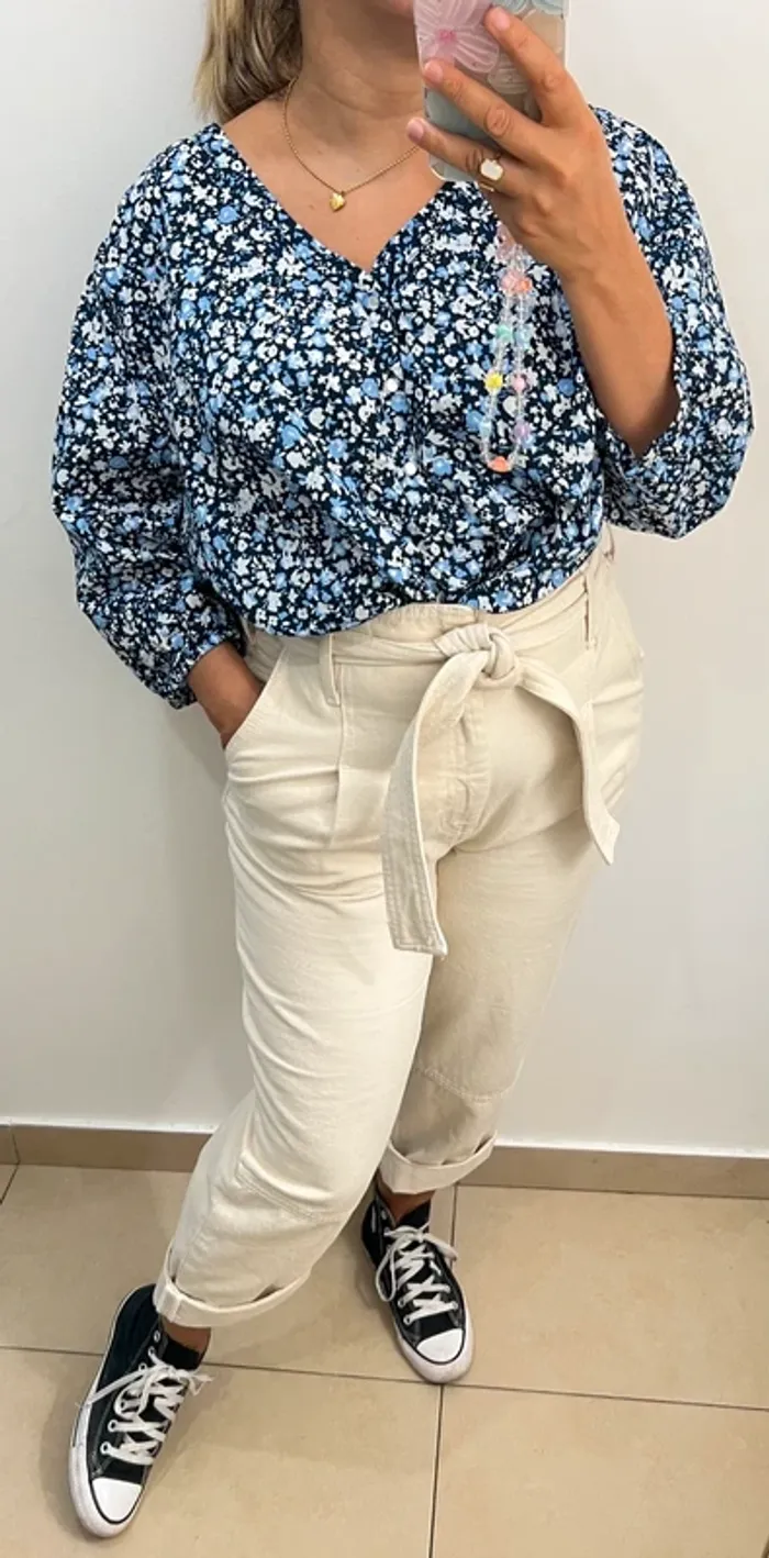 Blouse Fleurie Femme Taille 44-46 - photo numéro 4