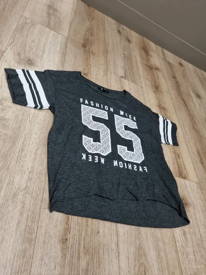 T shirt fashion week gris jennyfer - photo numéro 2