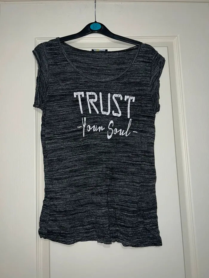 T-shirt Mim