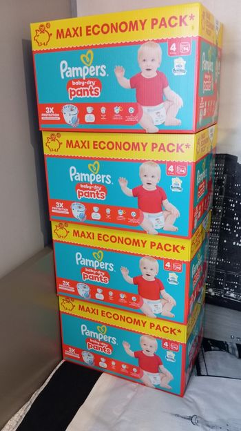 Pampers  pants taille 4