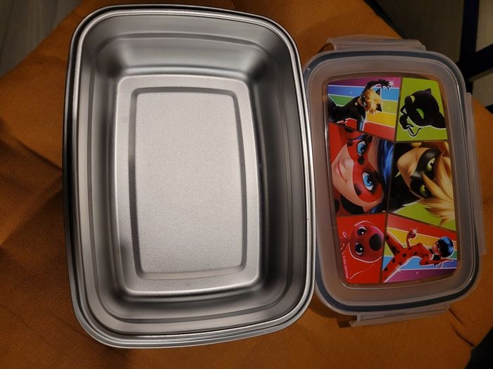Boîte à goûter inox miraculous neuf (4e) - photo numéro 3