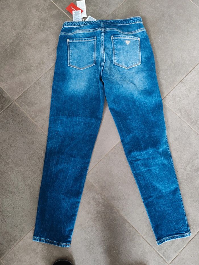 Jean guess - photo numéro 2