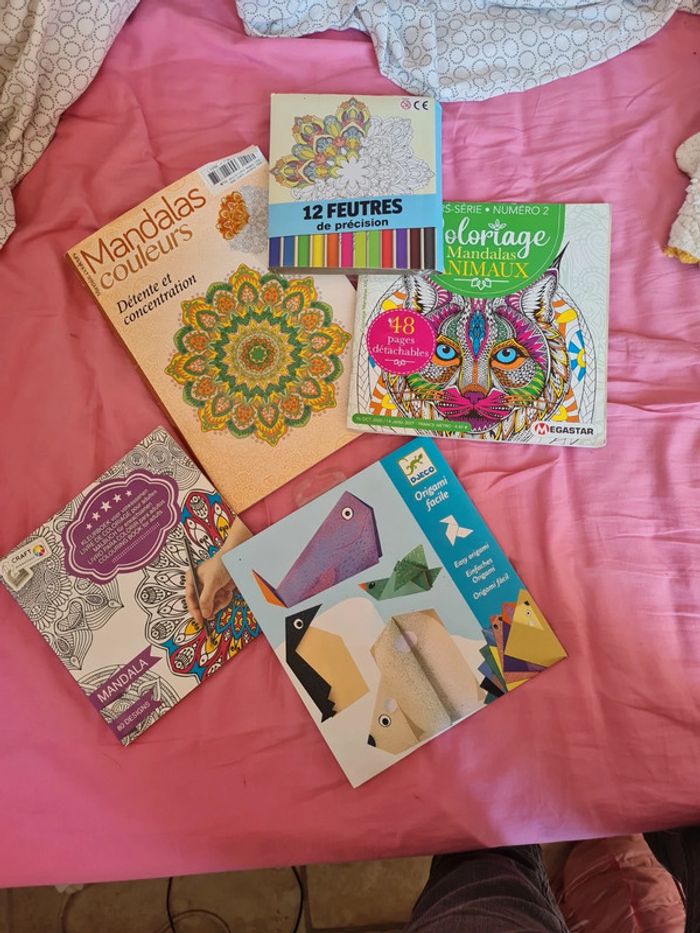 Lot loisirs créatifs mandala et origami