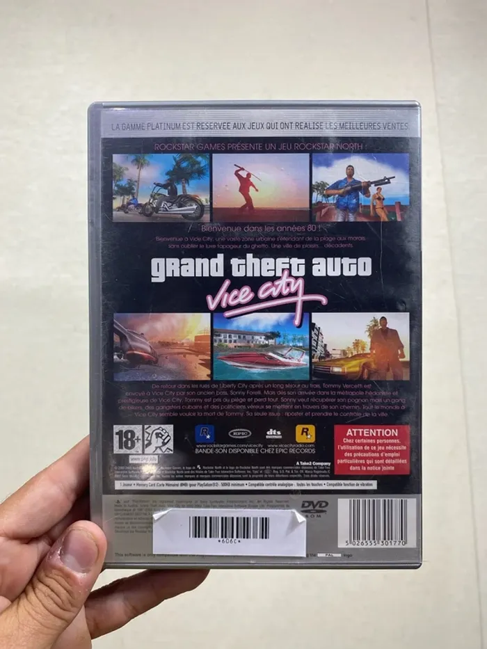 Jeu PlayStation 2 – Grand Theft Auto: Vice City (Platinum)  Complet avec notice et guide - photo numéro 2