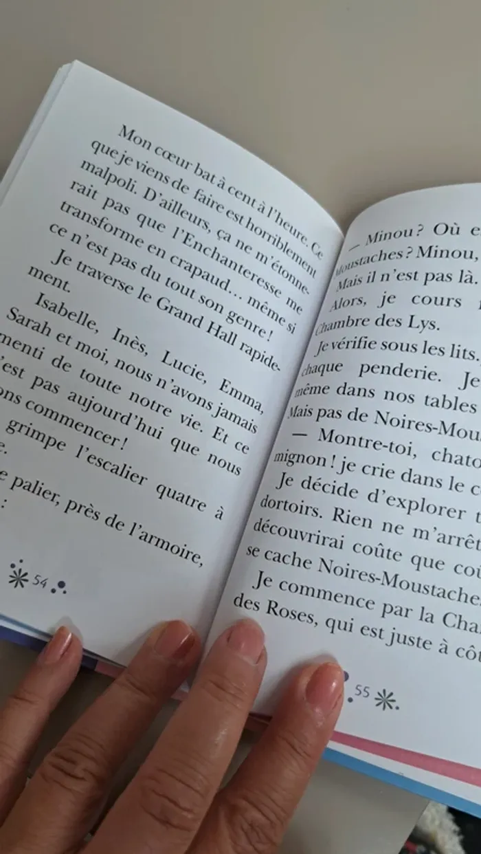 Livre Princesse Academy, neuf - photo numéro 3