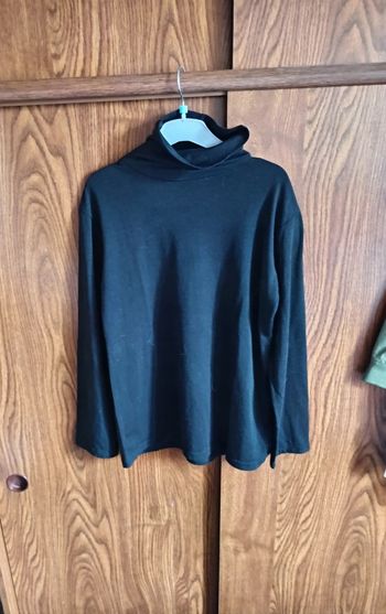 Sous pull noir taille 36/38