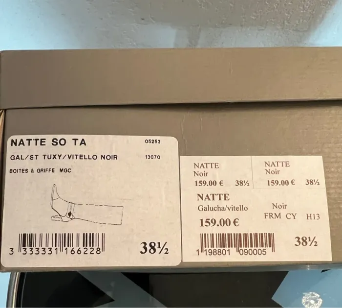 Bottes à talons - photo numéro 3