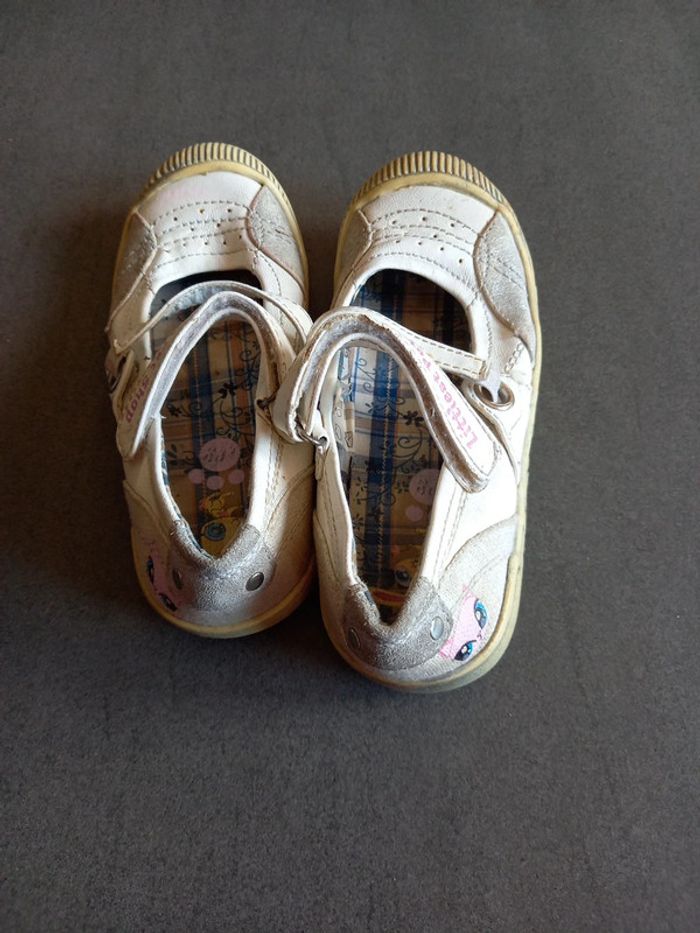 Chaussures filles tailles 27 - photo numéro 6