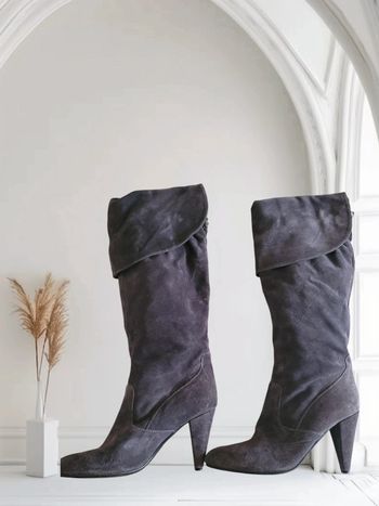 Bottes à talons en daim 👢