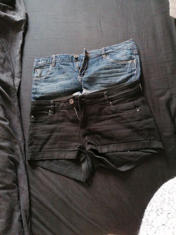 2 Shorts
